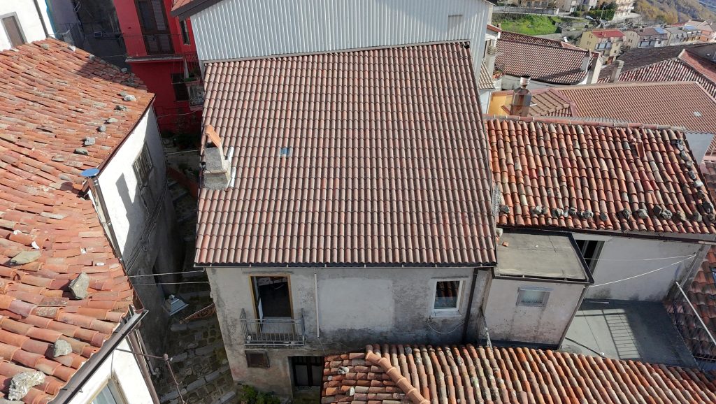 Casa indipendente nel centro storico (via Giannone, 6)
