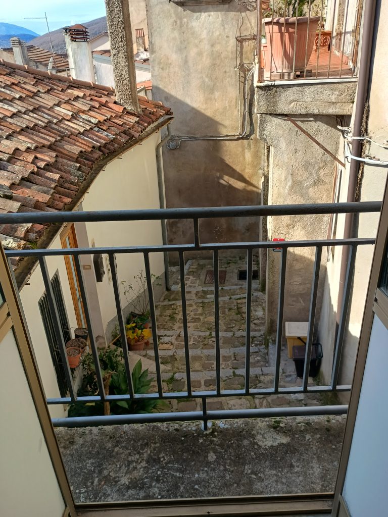 Casa indipendente nel centro storico (via Giannone, 6)