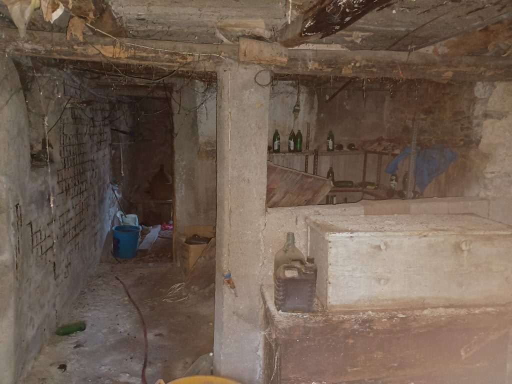 Casa indipendente nella c.da Varrazzo (c.da Varrazzo, 74)