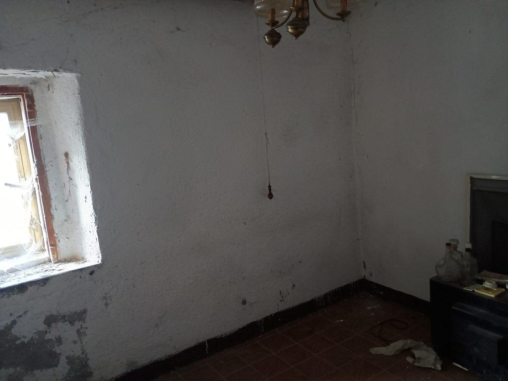 Casa indipendente nella c.da Varrazzo (c.da Varrazzo, 74)