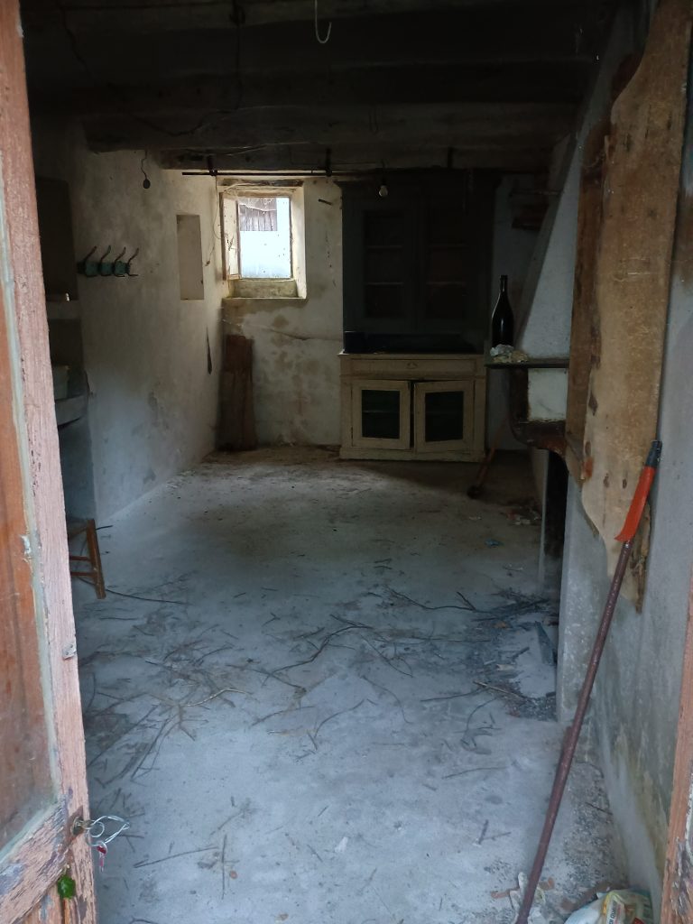 Casa indipendente nella c.da Varrazzo (c.da Varrazzo, 74)