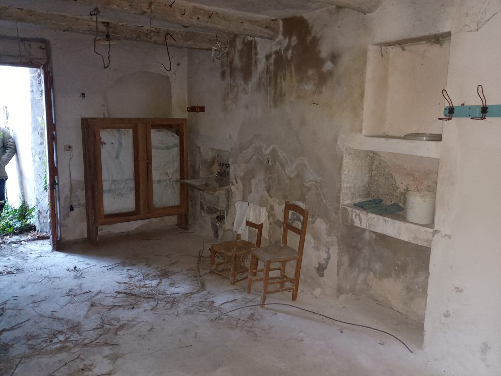 Casa indipendente nella c.da Varrazzo (c.da Varrazzo, 74)