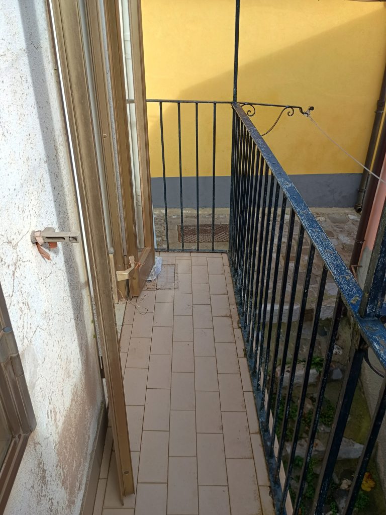 Casa indipendente nel centro storico (via Calvario, 34)