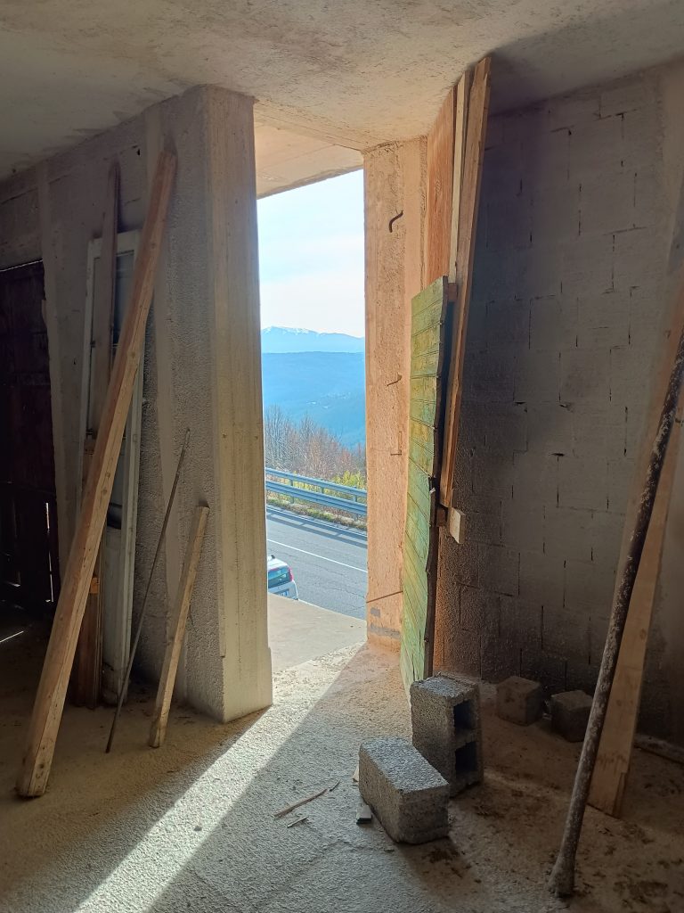 Detached house with garage in the urban centre (via Sant’Antonio, snc)