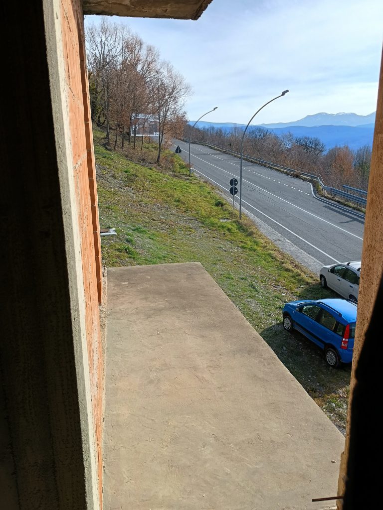 Detached house with garage in the urban centre (via Sant’Antonio, snc)