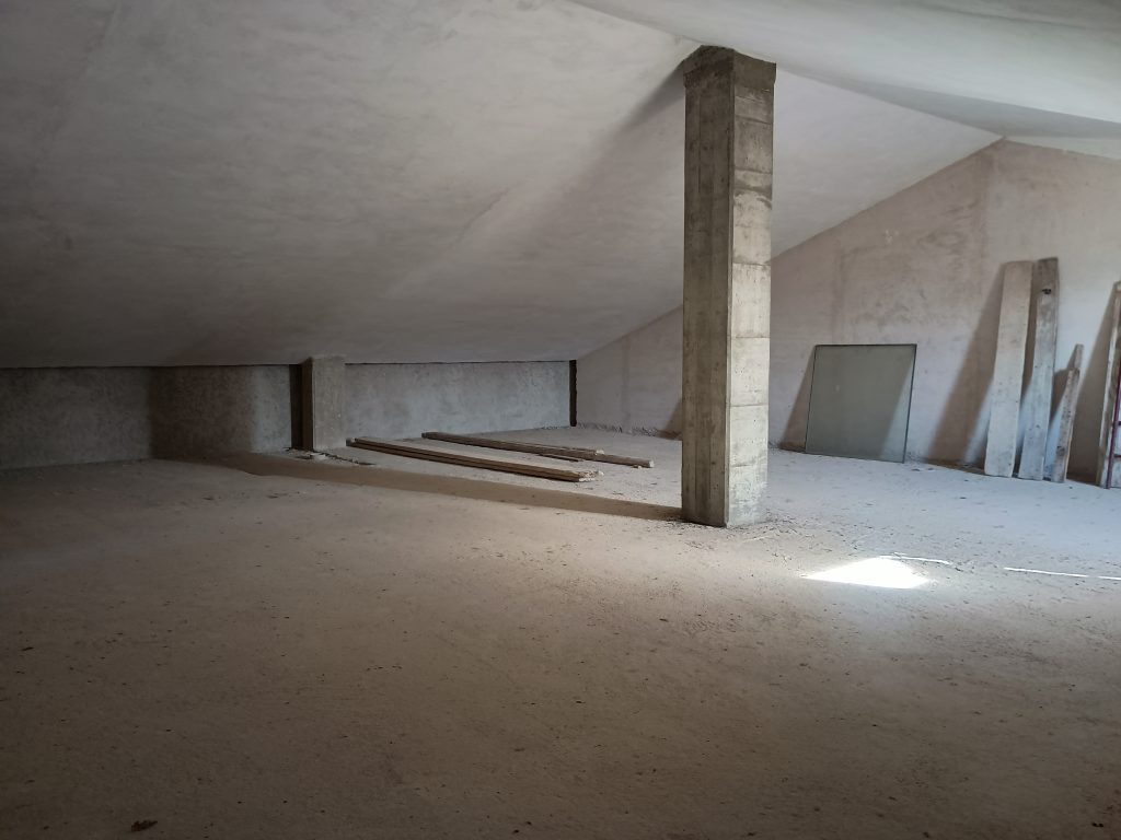 Detached house with garage in the urban centre (via Sant’Antonio, snc)