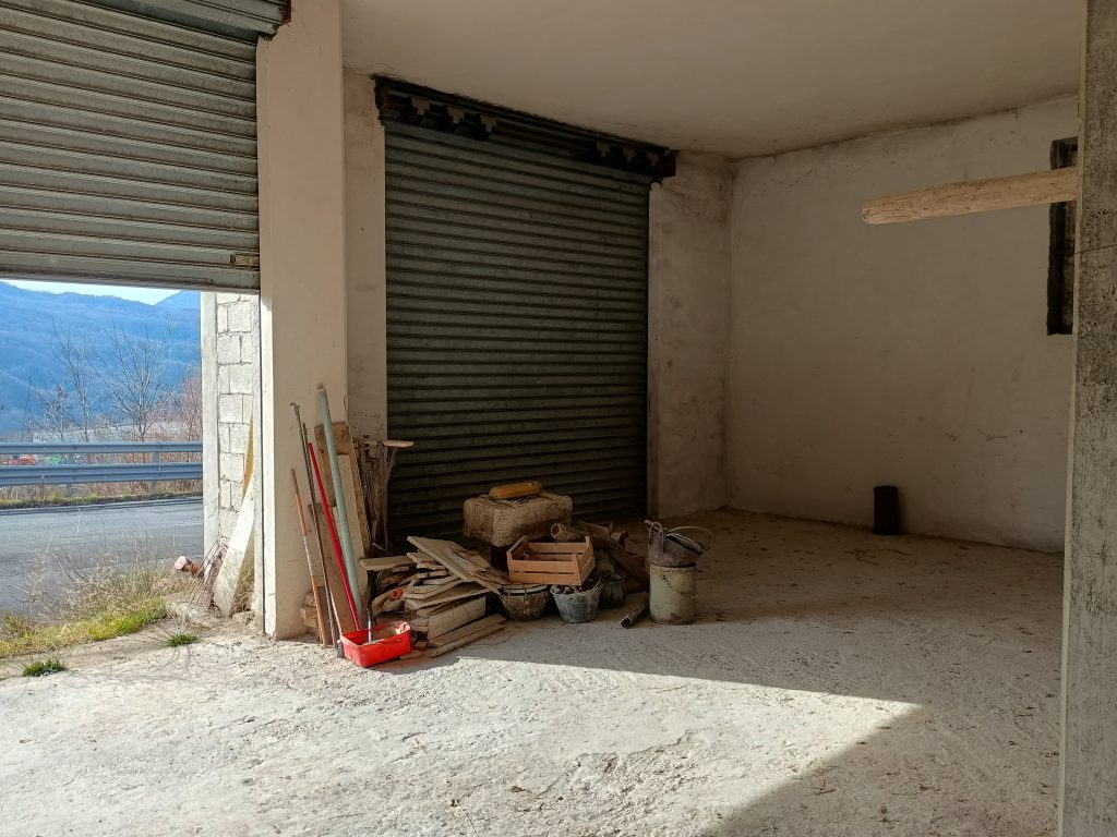 Detached house with garage in the urban centre (via Sant’Antonio, snc)