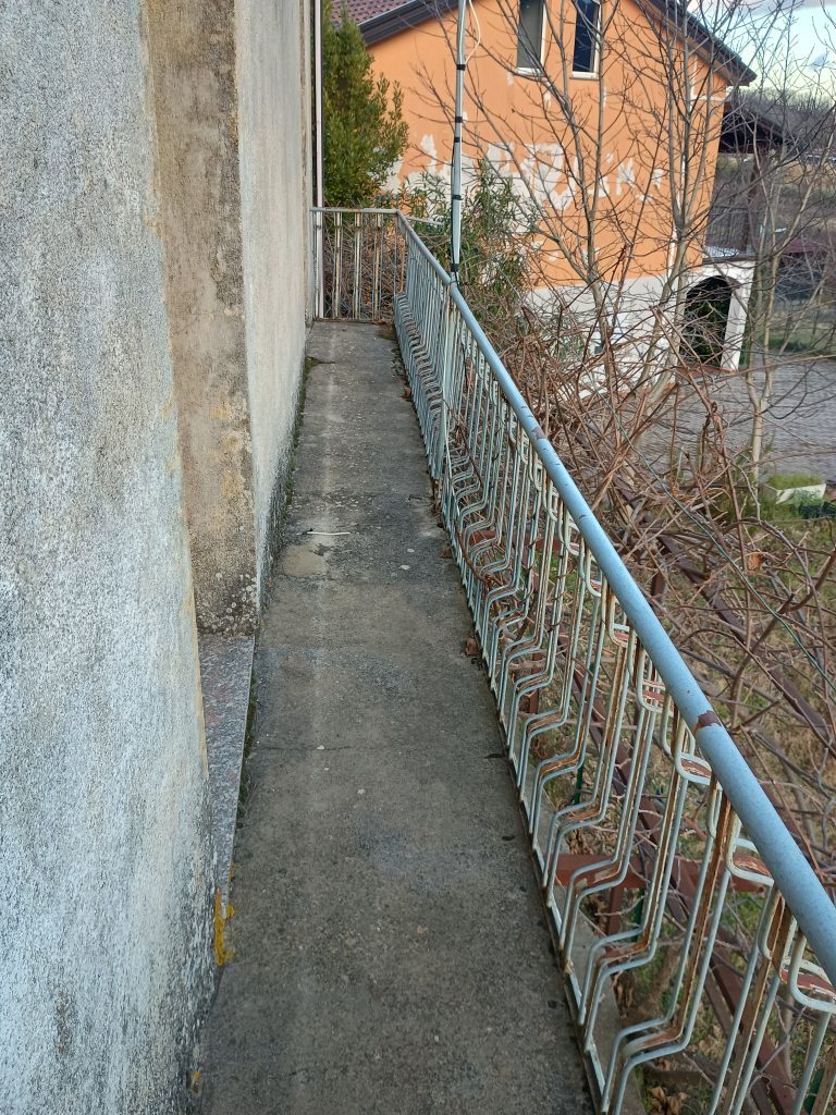 Casa indipendente in c.da Calda (via Mulino dei Preti, 6)