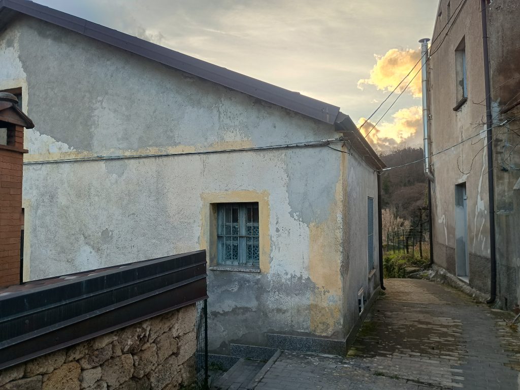 Casa indipendente in c.da Calda (via Mulino dei Preti, 6)