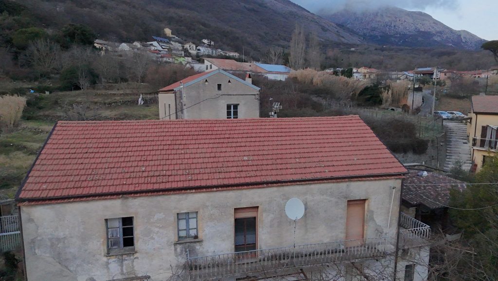 Casa indipendente in c.da Calda (via Mulino dei Preti, 6)