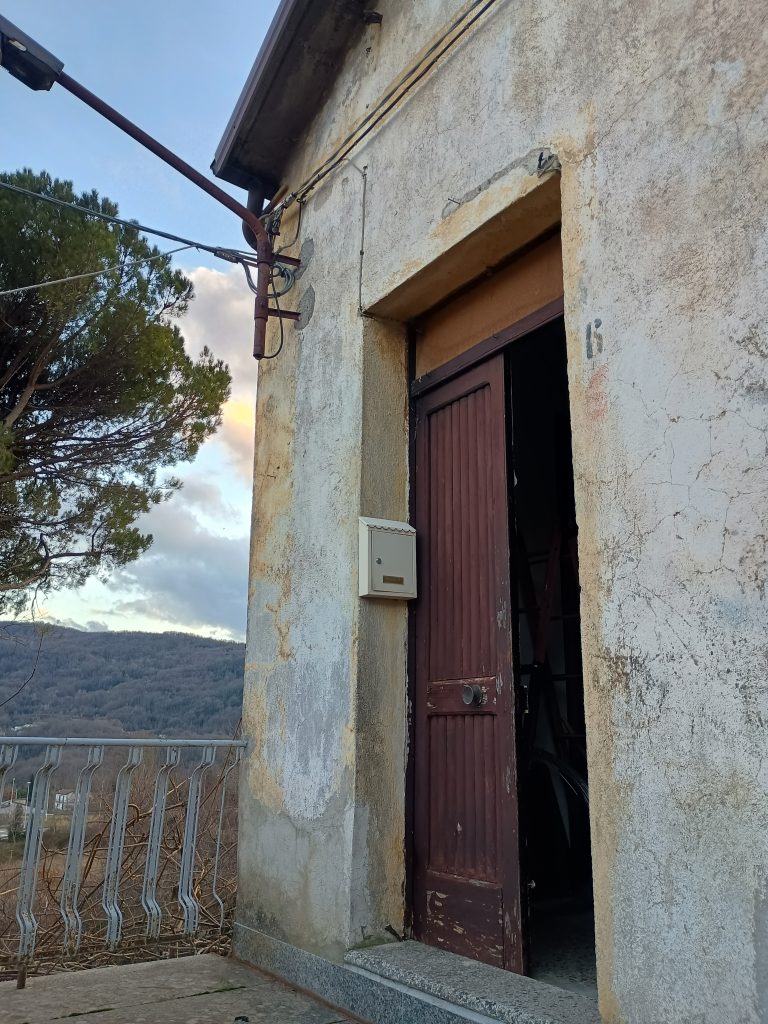Casa indipendente in c.da Calda (via Mulino dei Preti, 6)