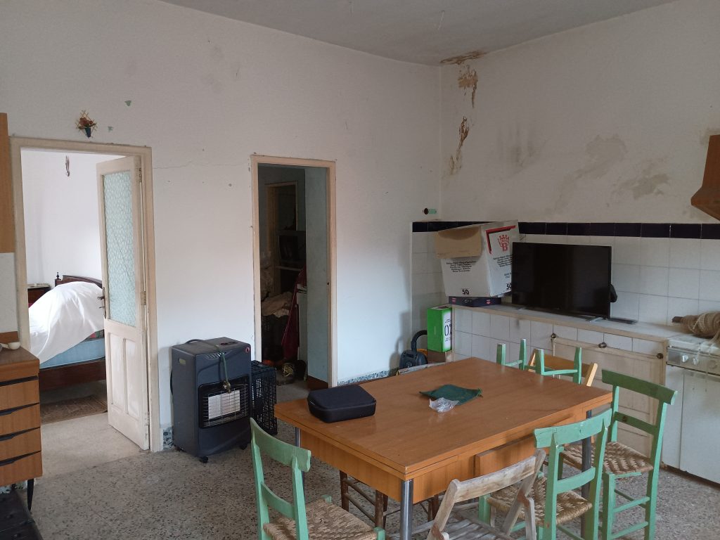 Casa indipendente in c.da Calda (via Mulino dei Preti, 6)