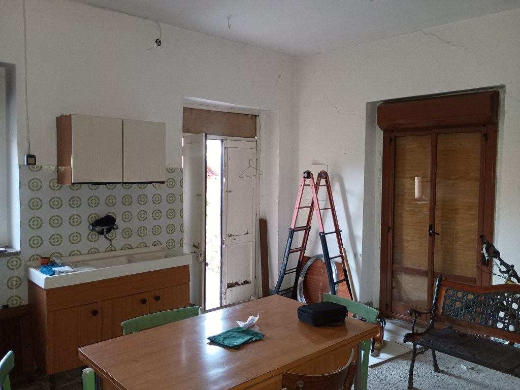 Casa indipendente in c.da Calda (via Mulino dei Preti, 6)