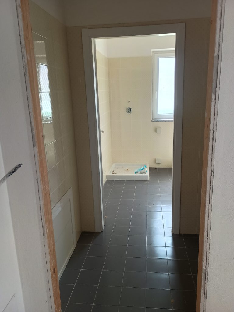 Villa with land and panoramic view (c.da Pietraferrata, 41)