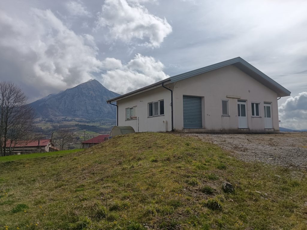 Villa with land and panoramic view (c.da Pietraferrata, 41)