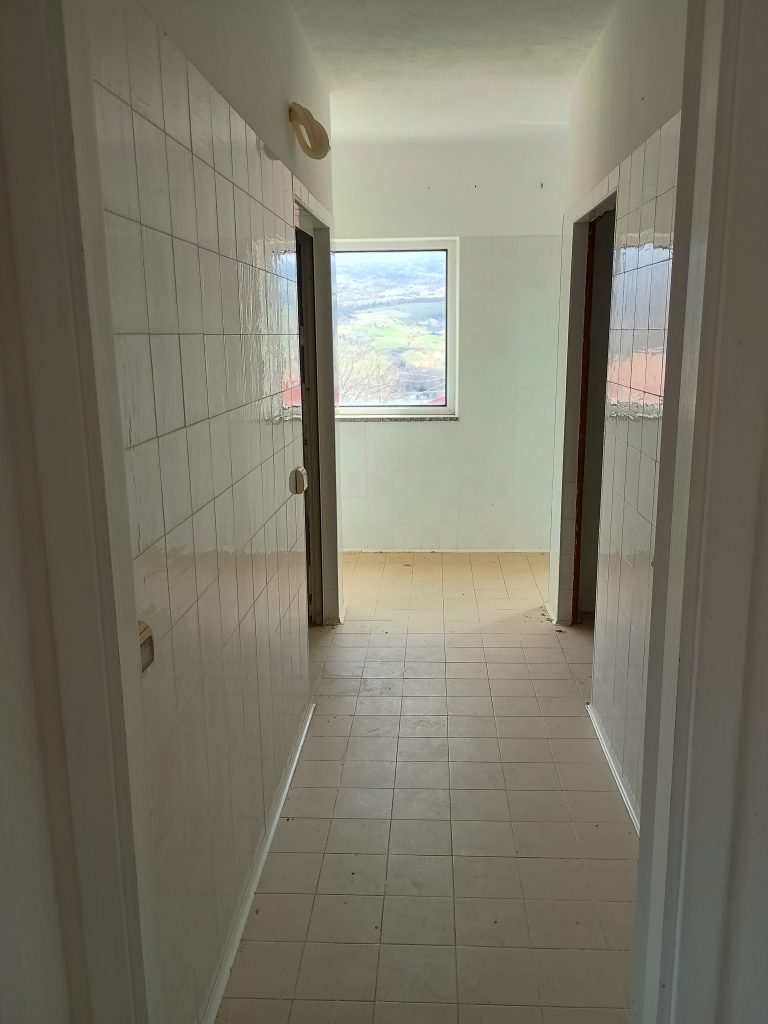 Villa with land and panoramic view (c.da Pietraferrata, 41)
