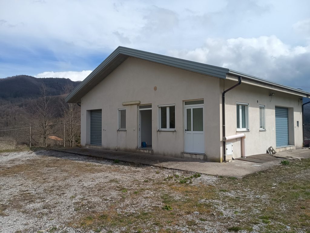 Villa with land and panoramic view (c.da Pietraferrata, 41)