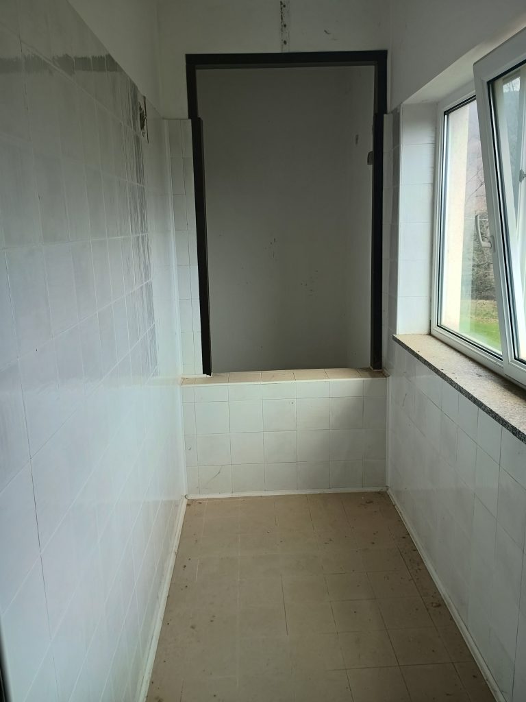 Villa with land and panoramic view (c.da Pietraferrata, 41)