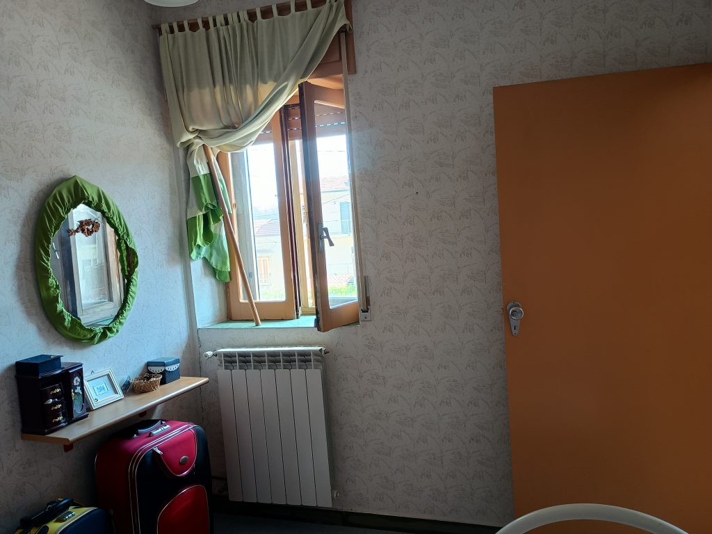 Apartment with attached studio flat (c.da Preti, 44)