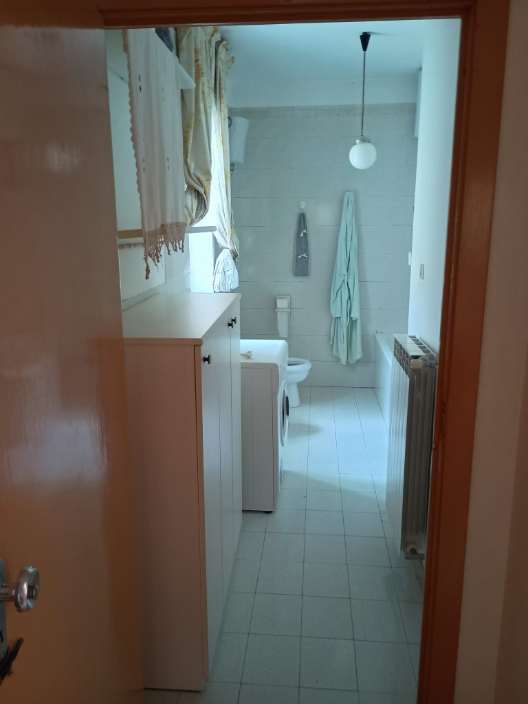 Apartment with attached studio flat (c.da Preti, 44)