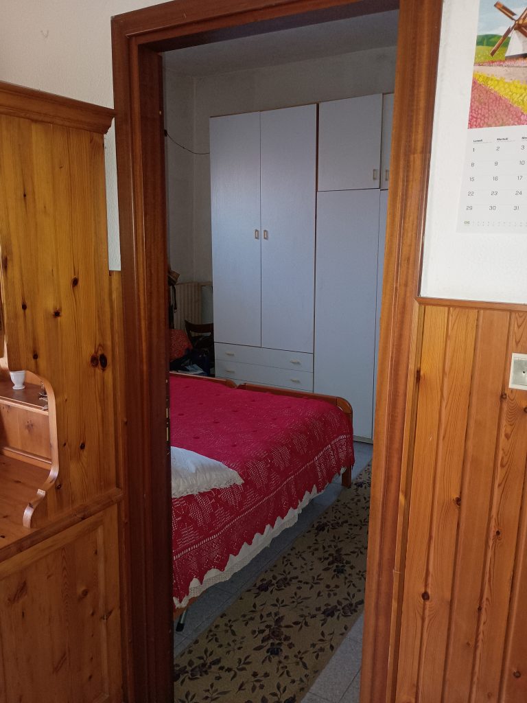 Apartment with attached studio flat (c.da Preti, 44)