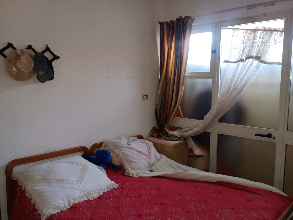 Apartment with attached studio flat (c.da Preti, 44)