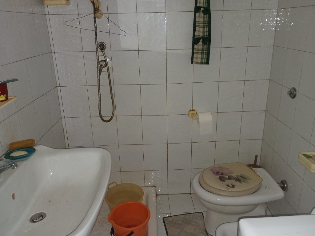 Apartment with attached studio flat (c.da Preti, 44)