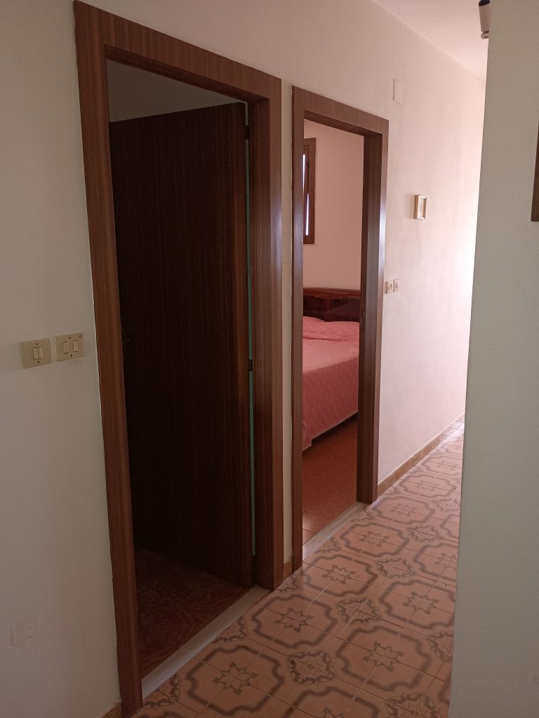 Detached house in the historic center (via Dante 76)