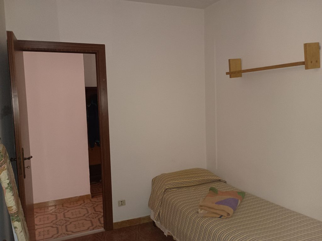 Detached house in the historic center (via Dante 76)