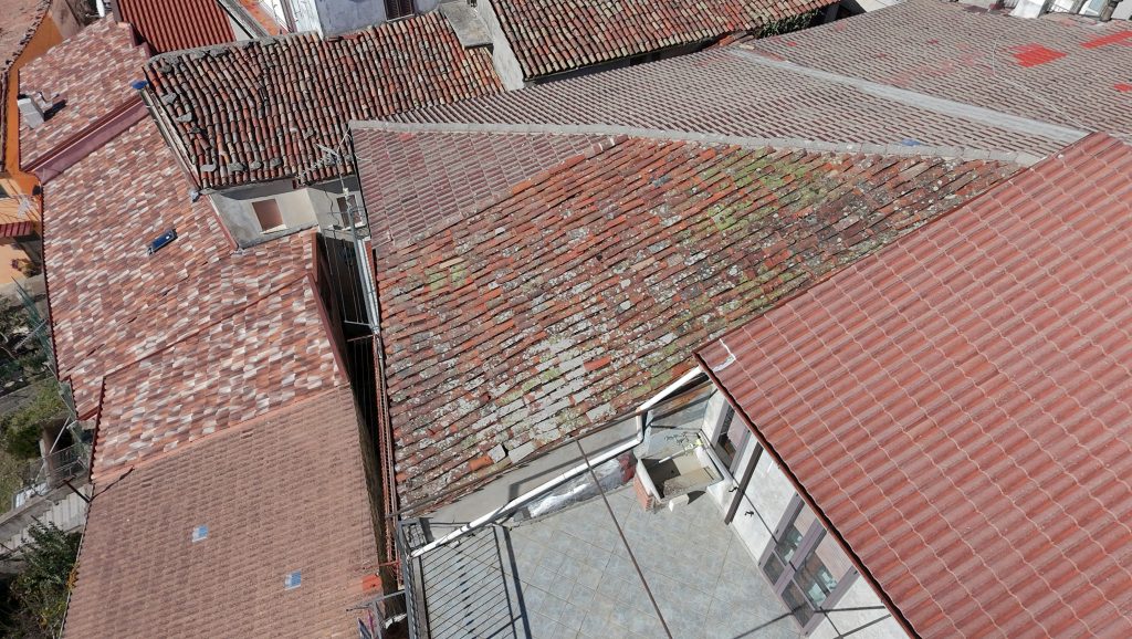 Detached house in the historic center (via Dante 76)