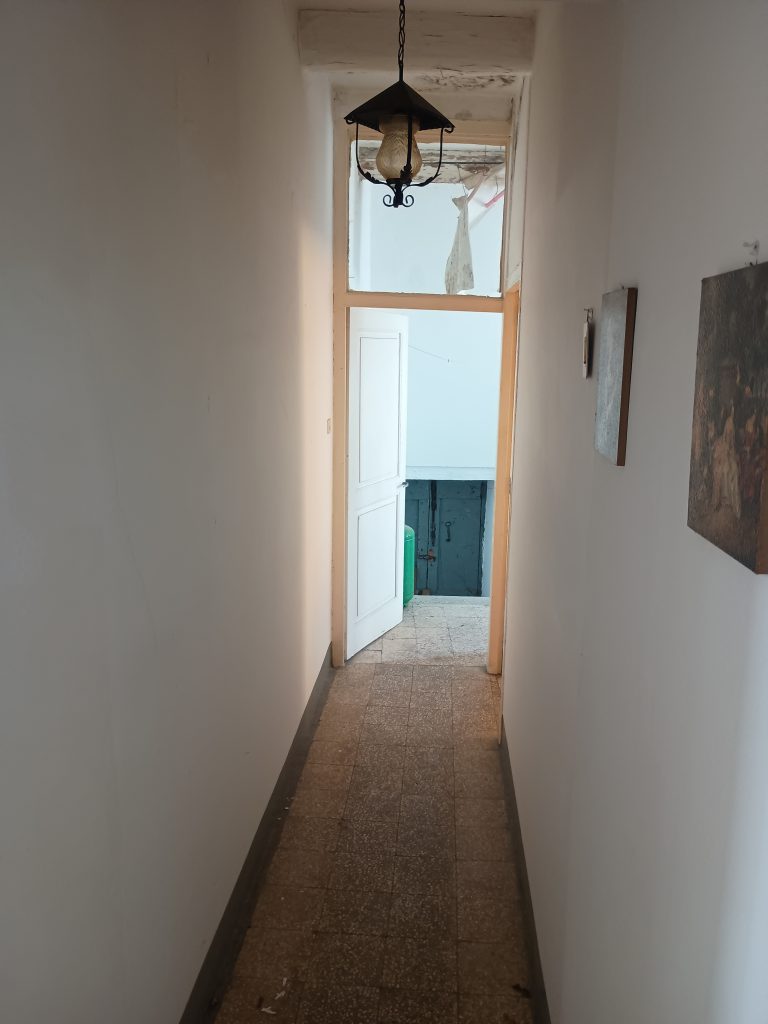 Detached house in the historic center (via Dante, 92)