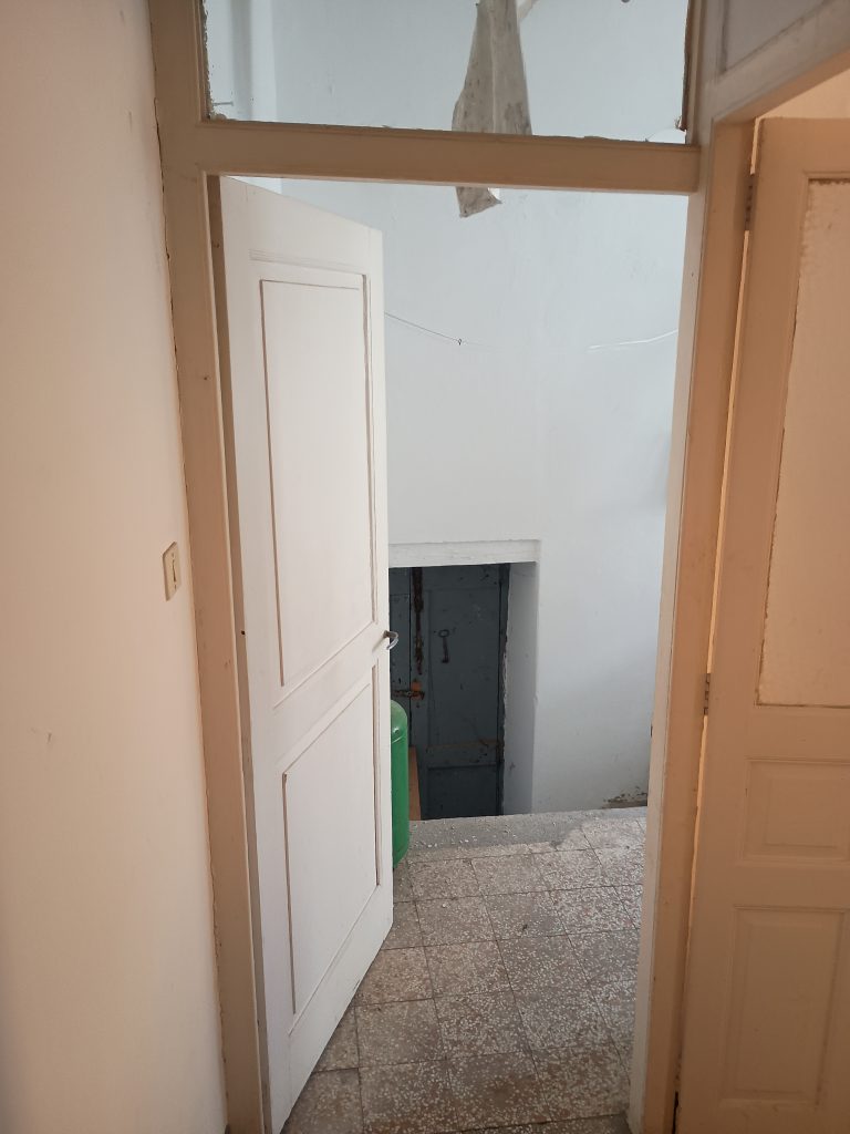 Detached house in the historic center (via Dante, 92)