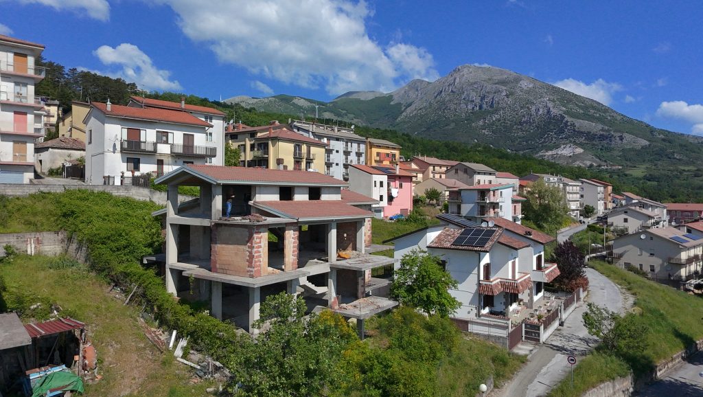 Detached house in the urban centre (via Salvo D’Acquisto, snc)