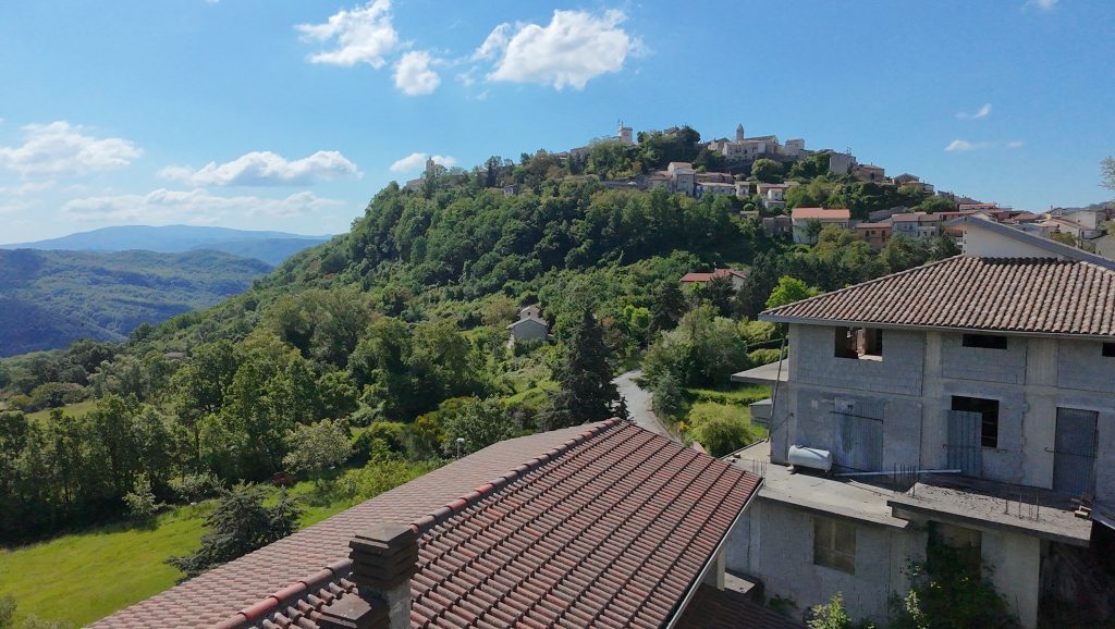 Detached house in the urban centre (via Salvo D’Acquisto, snc)