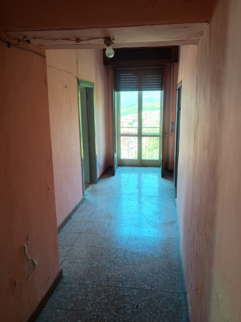 Detached house in Agromonte Magnano hamlet (via Chiesa, 23)