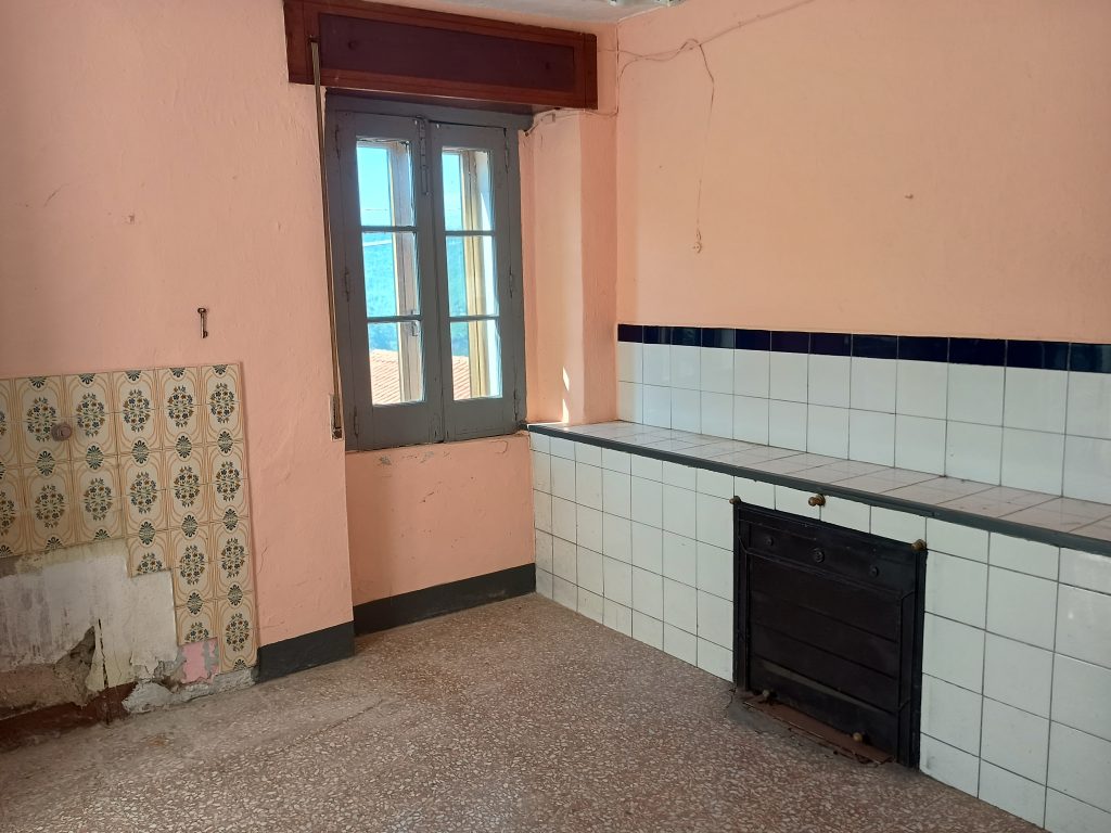 Detached house in Agromonte Magnano hamlet (via Chiesa, 23)