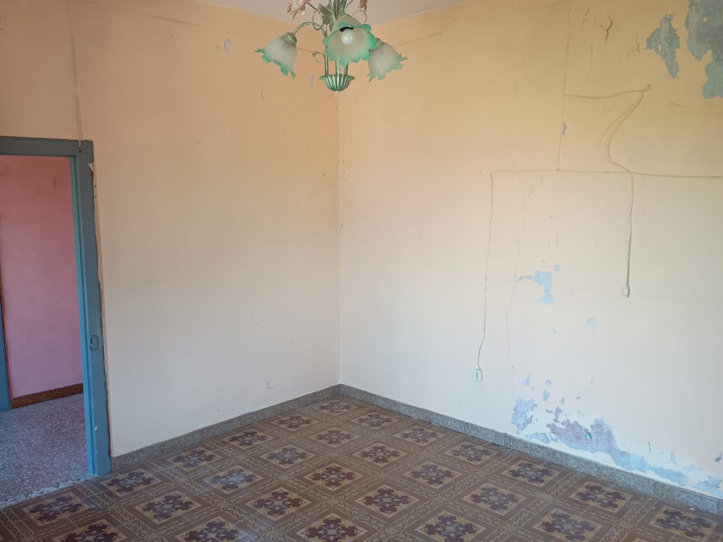 Detached house in Agromonte Magnano hamlet (via Chiesa, 23)