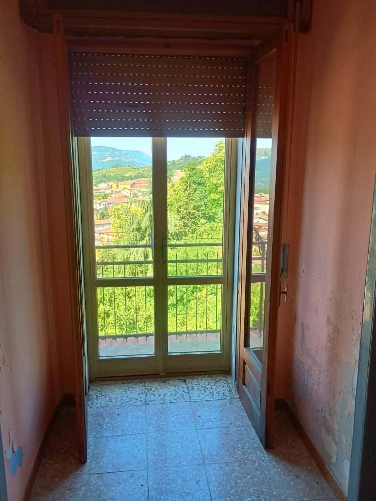 Detached house in Agromonte Magnano hamlet (via Chiesa, 23)