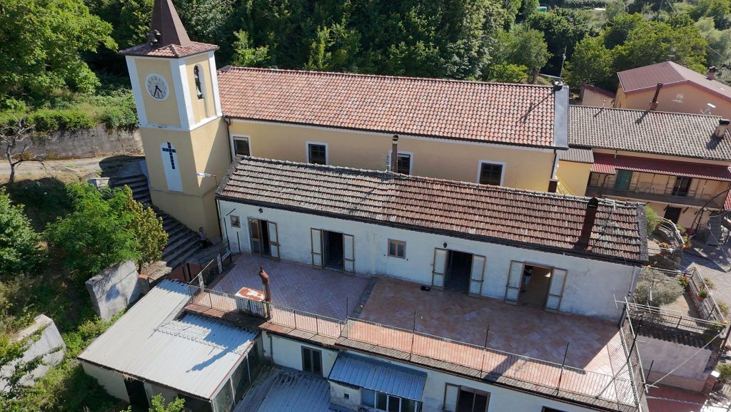Detached house in Agromonte Magnano hamlet (via Chiesa, 23)