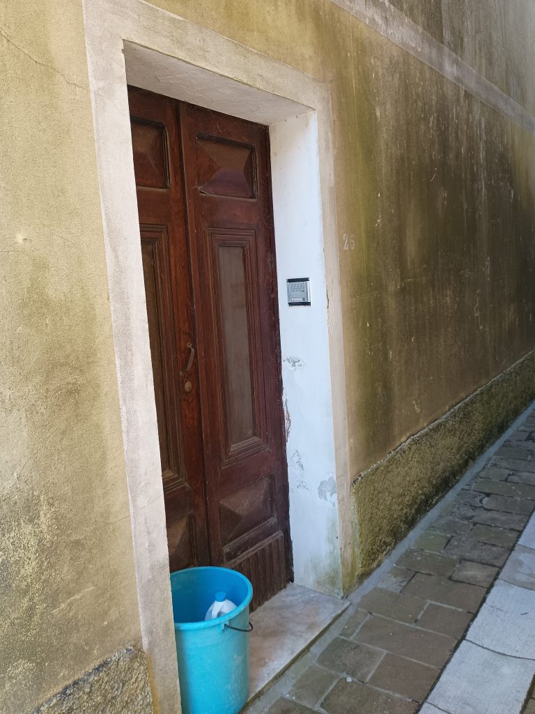 Detached house in Agromonte Magnano hamlet (via Chiesa, 23)