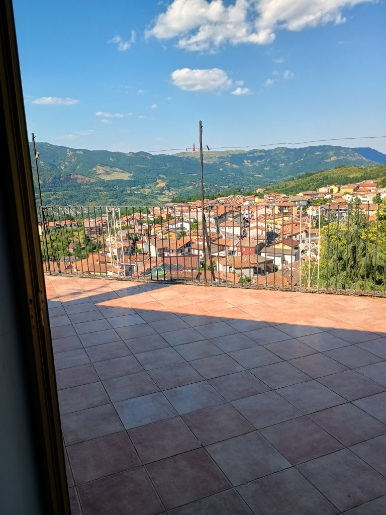 Detached house in Agromonte Magnano hamlet (via Chiesa, 23)