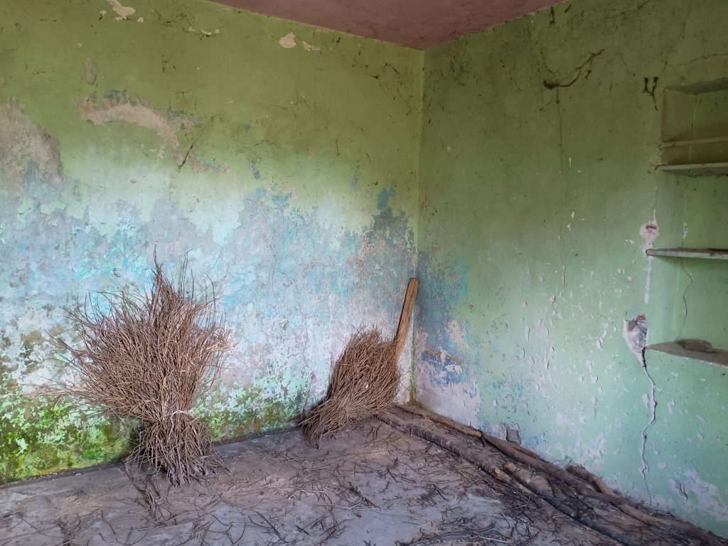 Casa indipendente con terreno e garage (c.da Pietraferrata, 109)