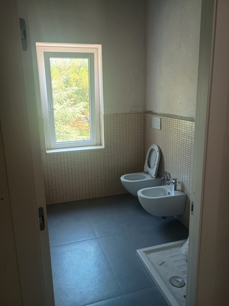 Detached house in the urban centre (via Bovio 25A)
