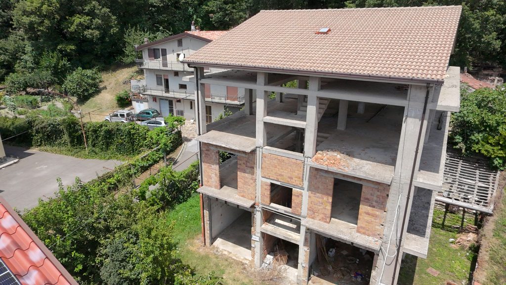 Detached house in the urban centre (via Zanardelli, 88/A)