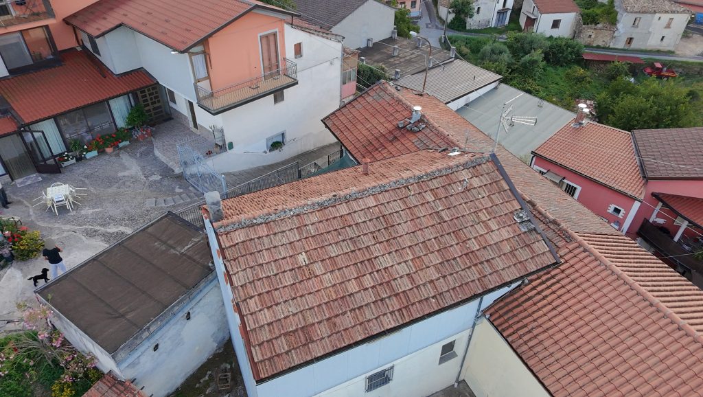 Detached house with garage (via Maturo, 128)