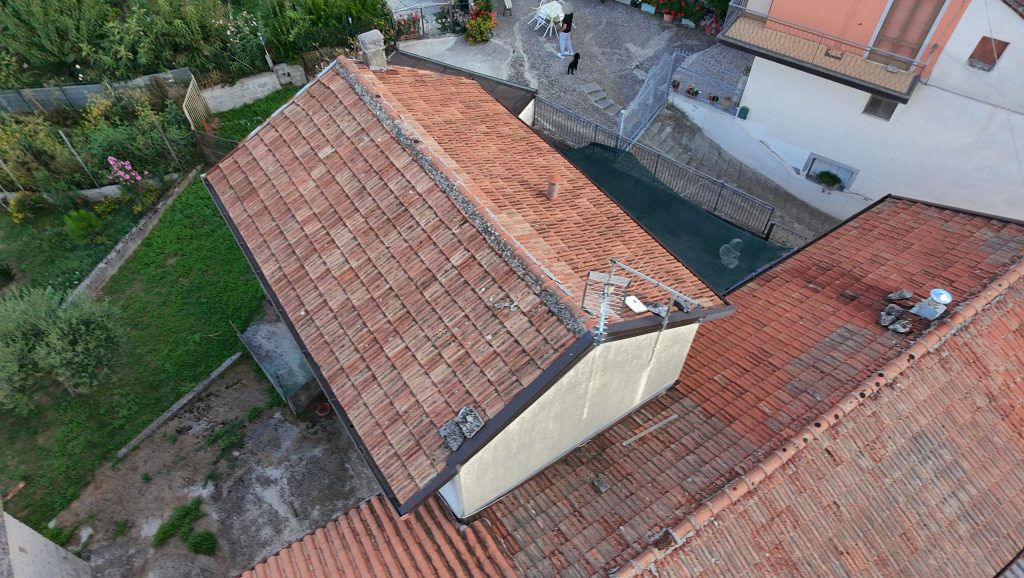 Detached house with garage (via Maturo, 128)