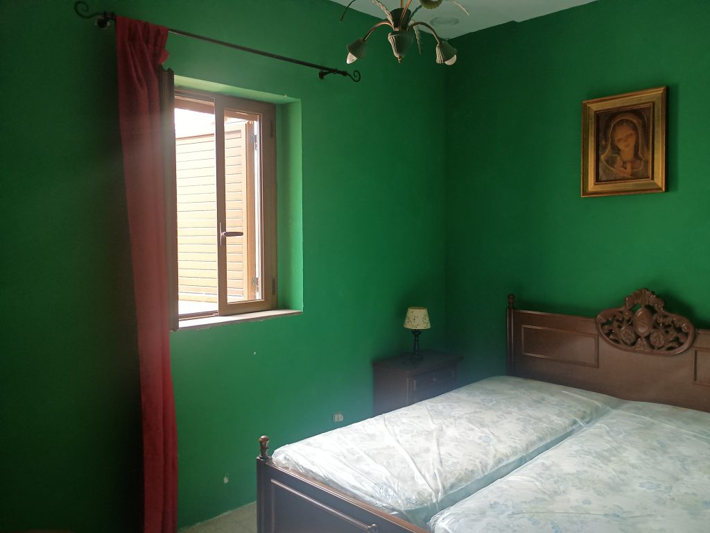 Casa indipendente nel centro urbano (via Duca D’Aosta, 26)