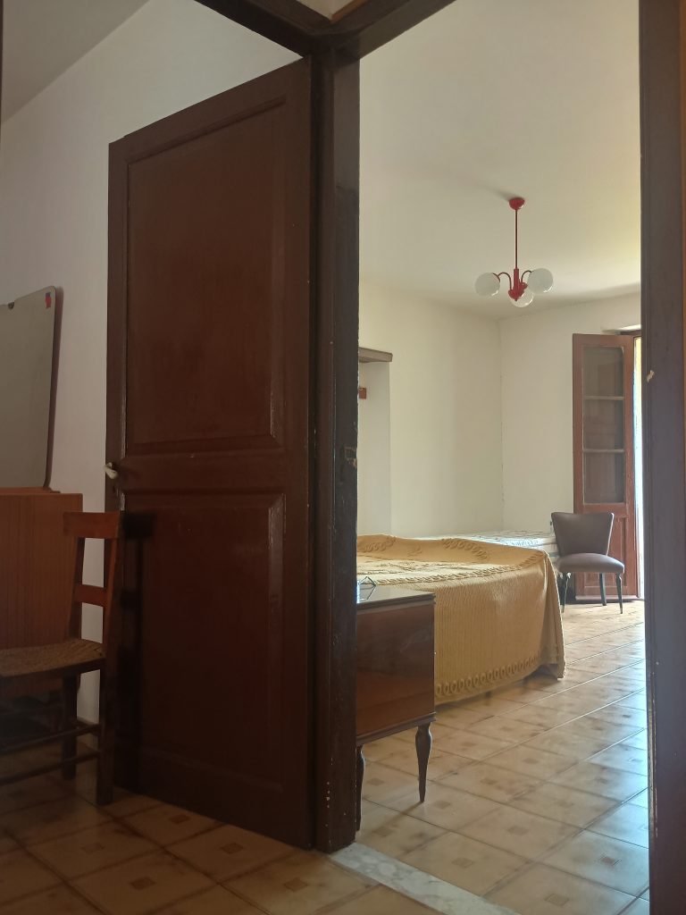 Detached house in the thermal area (via Cremonesi, 76)