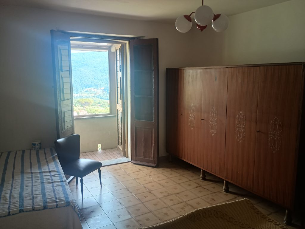 Detached house in the thermal area (via Cremonesi, 76)