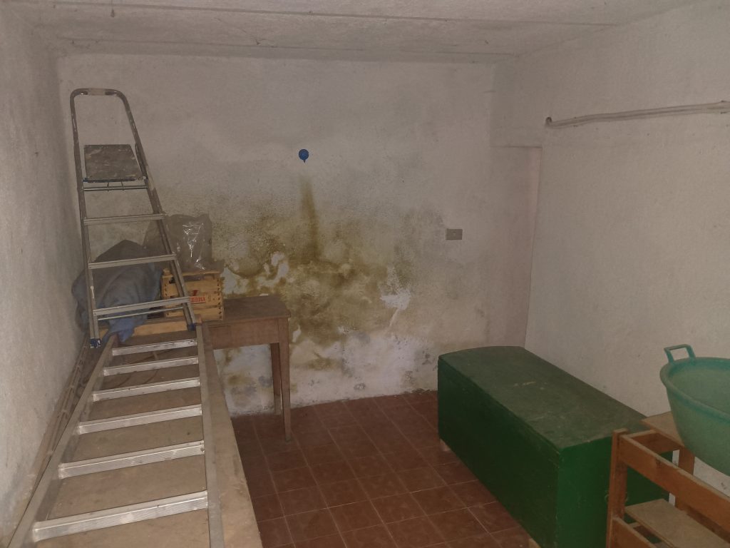 Detached house in the thermal area (via Cremonesi, 76)